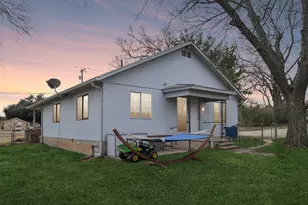 528 Old McDade Rd, Elgin, TX 78621 - Photo 23