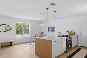 7507 Daugherty St, Austin, TX 78757 - Photo 11