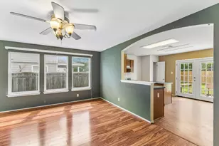 747 Blair Ave, Bastrop, TX 78602 - Photo 5