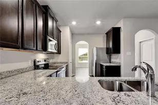 120 Declaration Ln, Liberty Hill, TX 78642 - Photo 11