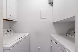 806 W 24th St, Austin, TX 78705 - Photo 9