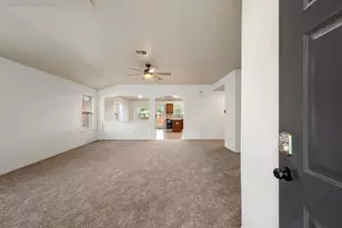3232 Clinton Pl, Round Rock, TX 78665 - Photo 3