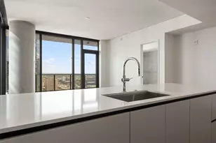 610 Davis St, Austin, TX 78701 - Photo 7