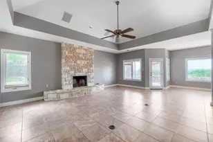 1607 Clubhouse Hill Dr, Spicewood, TX 78669 - Photo 5