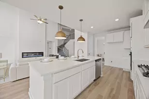 308 Barnstorm Ln, Georgetown, TX 78633 - Photo 11