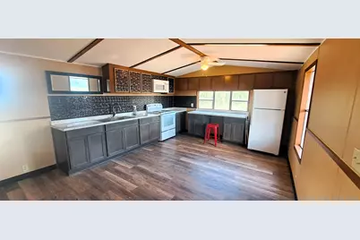 937 Cr 305 Center, Rockdale, TX 76567 - Photo 5