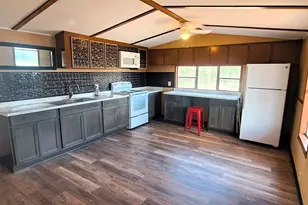 937 Cr 305 Center, Rockdale, TX 76567 - Photo 5