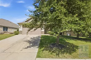 18713 Falcon Pointe Blvd, Pflugerville, TX 78660 - Photo 3