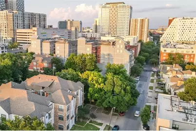 912 W 22nd Street #305, Austin, TX 78705 - Photo 5