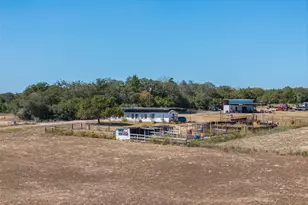 2135 Mule Creek Rd, Harwood, TX 78632 - Photo 15