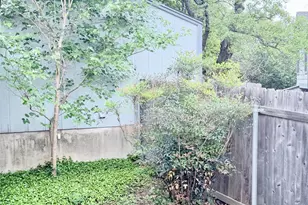 1411 Gracy Farms Ln, Austin, TX 78758 - Photo 17