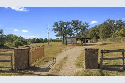 885 State Highway 71, Bastrop, TX 78602 - Photo 5