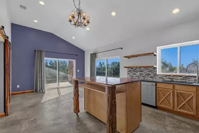 885 State Highway 71, Bastrop, TX 78602 - Photo 21