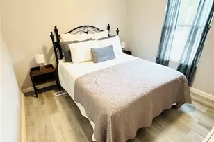 106 E Olive St, Lockhart, TX 78644 - Photo 19