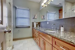 602 W N Loop Blvd, Austin, TX 78751 - Photo 13