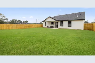 111 Sweet Clover Way, Johnson City, TX 78636 - Photo 17