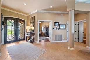107 Edgewater Cove, Lakeway, TX 78734 - Photo 5