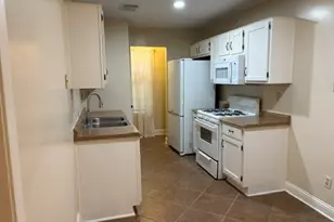 12405 Alderbrook Dr, Austin, TX 78758 - Photo 9