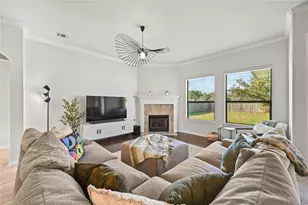 205 Cherry Laurel Dr, Cedar Park, TX 78613 - Photo 13