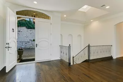 216 Corinthian Street, Lakeway, TX 78734 - Photo 17