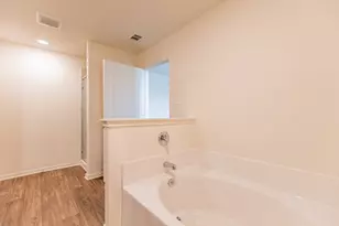 18628 Quiet Range Dr, Elgin, TX 78621 - Photo 17