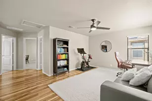 8816 Milton Lease Dr, Austin, TX 78747 - Photo 13