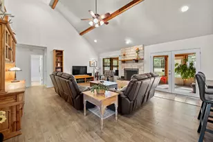 301 Oak Forest Cove, Buda, TX 78610 - Photo 11