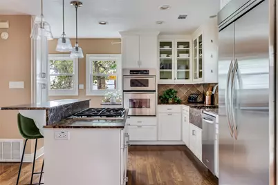 610 Oakland Avenue, Austin, TX 78703 - Photo 15