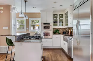 610 Oakland Ave, Austin, TX 78703 - Photo 15