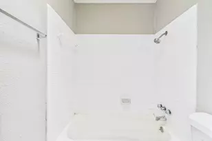 616 51st St, Austin, TX 78751 - Photo 9