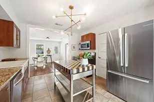 403 W 55th St, Austin, TX 78751 - Photo 21
