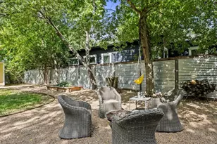 403 W 55th St, Austin, TX 78751 - Photo 31