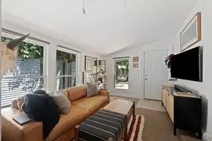 403 W 55th St, Austin, TX 78751 - Photo 7