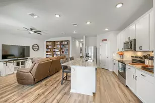 102 Contrada Grace Ln, Hutto, TX 78634 - Photo 13