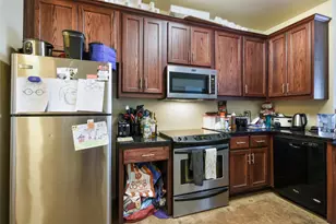 910 W 25th St, Austin, TX 78705 - Photo 13