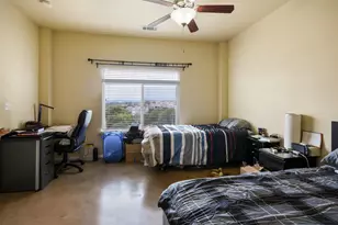 910 W 25th St, Austin, TX 78705 - Photo 9