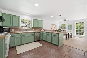 600 Meadow Oaks Dr, Dripping Springs, TX 78620 - Photo 5