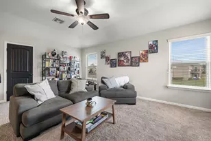 101 Lee Trevino Cove, Round Rock, TX 78664 - Photo 25