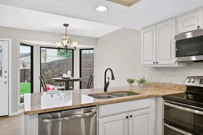 10704 Doering Lane, Austin, TX 78750 - Photo 11