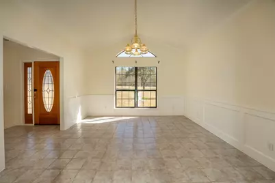 407 North Raymond Road, La Grange, TX 78945 - Photo 13