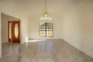 407 N Raymond Rd, La Grange, TX 78945 - Photo 13