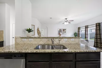 1812 Hidden Springs Path, Round Rock, TX 78665 - Photo 13