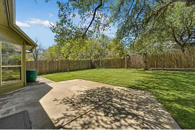 8024 Cobblestone, Austin, TX 78735 - Photo 9