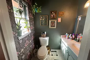 817 N Harris St, Giddings, TX 78942 - Photo 5