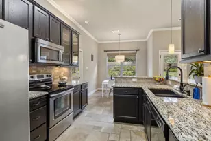 10033 Longhorn Skyway, Dripping Springs, TX 78620 - Photo 13