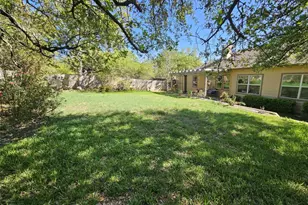 10033 Longhorn Skyway, Dripping Springs, TX 78620 - Photo 35