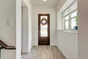 521 Elm Green St, Hutto, TX 78634 - Photo 7