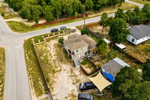 130 Los Arcos Rd, Elgin, TX 78621 - Photo 13
