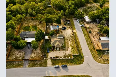 130 Los Arcos Road, Elgin, TX 78621 - Photo 11