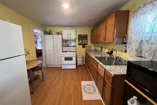 607 Garcia St, Lockhart, TX 78644 - Photo 15